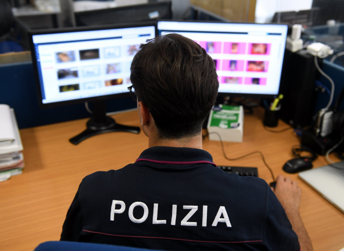 Polizia postale (ImagoEconomica) Polizia postale (ImagoEconomica)