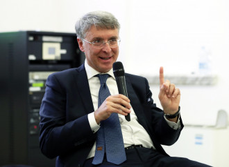 Giornalismo o spionaggio? Una destabilizzazione politica