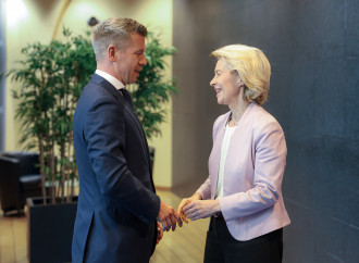 L'Ue non vede le purghe del nuovo governo Magyar