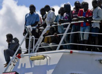 Le navi dell'Ue: un problema più che la soluzione
