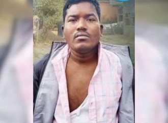 Un cristiano picchiato e umiliato in India