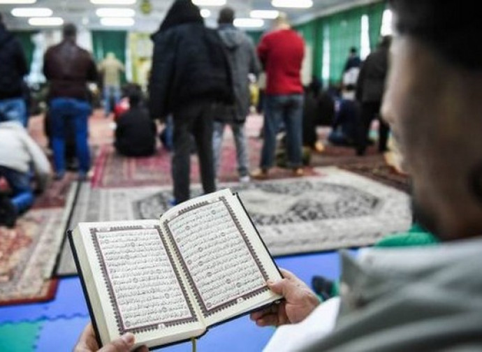 Bloccata la conversione obbligata all'islam