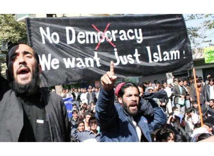 Islamici contro la democrazia Islamici contro la democrazia