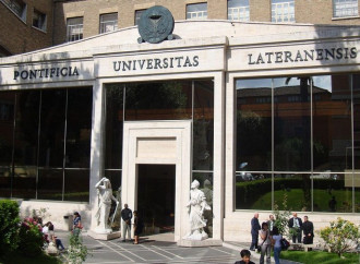 L'ASSALTO ALL'ISTITUTO GIOVANNI PAOLO II