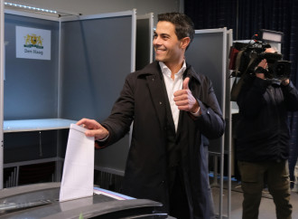 Olanda, la sinistra vende la pelle dell'orso prima che sia ucciso