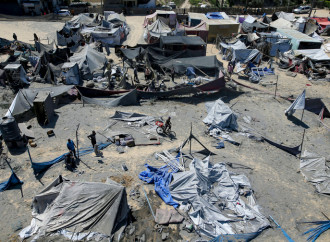 Khan Younis, la caccia ai leader di Hamas costa 90 morti