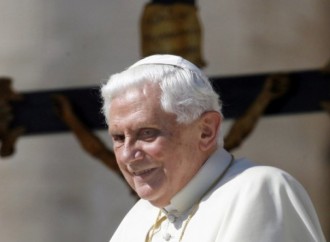 La macchina del fango contro Ratzinger riparte...