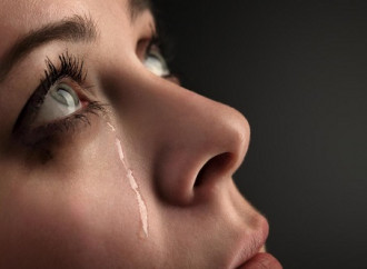 Una madre surrogata: «Sono stata sfruttata»