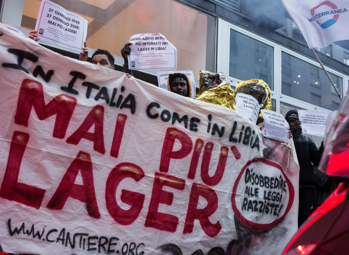 Milano, protesta contro i "lager" libici Milano, protesta contro i "lager" libici