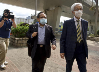 Hong Kong: repressione cinese, silenzio Vaticano