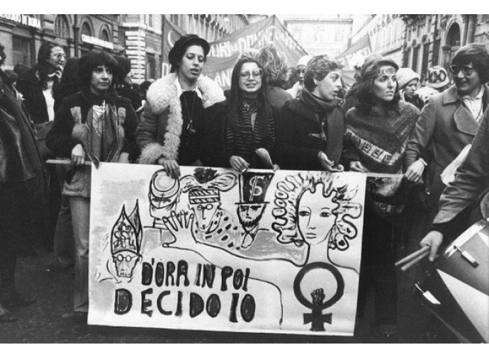 Femministe in piazza per l'aborto Femministe in piazza per l'aborto