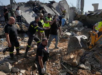 Libano: negoziati in vista, ma la guerra con Israele continua