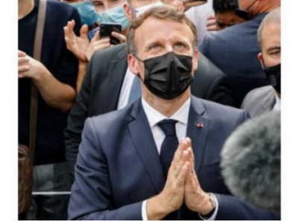 Dite a Macron di mettere giù le mani da Lourdes