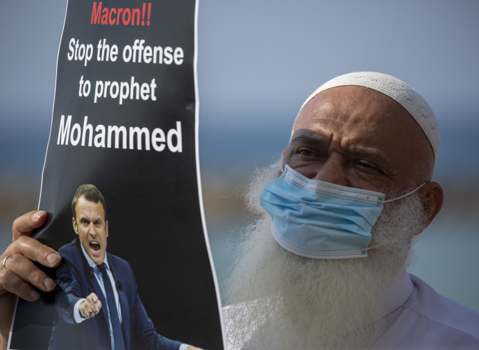 La protesta islamica contro Macron