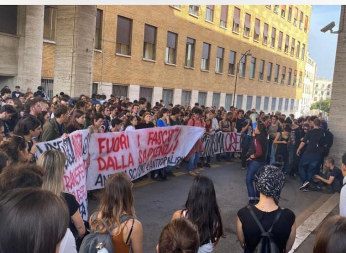 La manifestazione alla Sapienza, Roma La manifestazione alla Sapienza, Roma