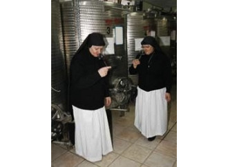 Nella vigna di suor Margherita, la "Signora del vino"