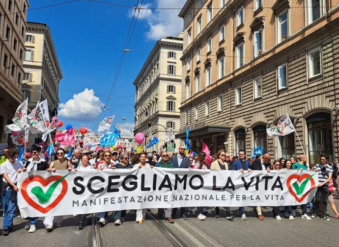 Marcia per la vita a Roma (foto di Fabio Piemonte) Marcia per la vita a Roma (foto di Fabio Piemonte)