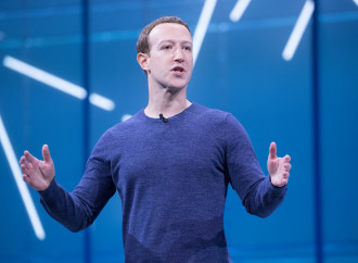 Facebook, boicottato, deve mettere il bavaglio a Trump