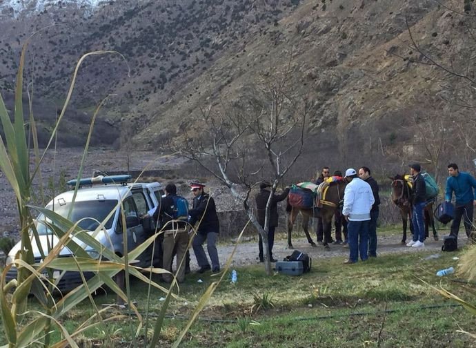 Sul luogo dove sono stati trovati i cadaveri delle due ragazze