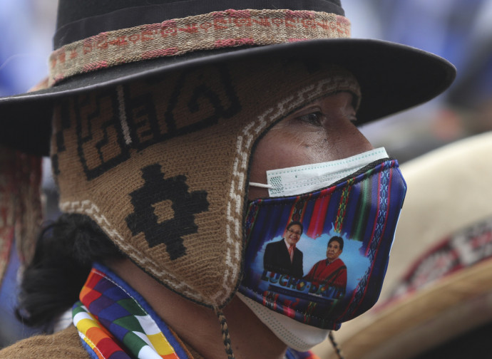 Elezioni boliviane, un sostenitore del MAS Elezioni boliviane, un sostenitore del MAS