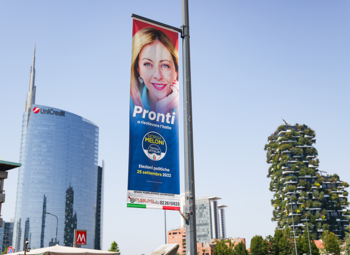 Meloni, poster elettorali a Milano Meloni, poster elettorali a Milano
