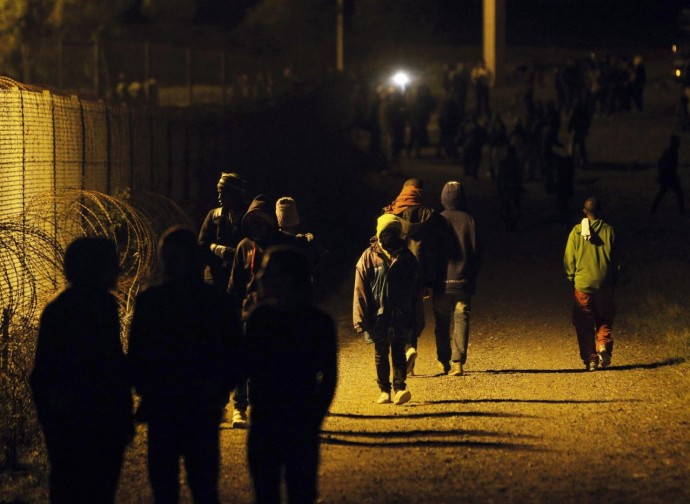 Emigranti alle soglie dell'Eurotunnel