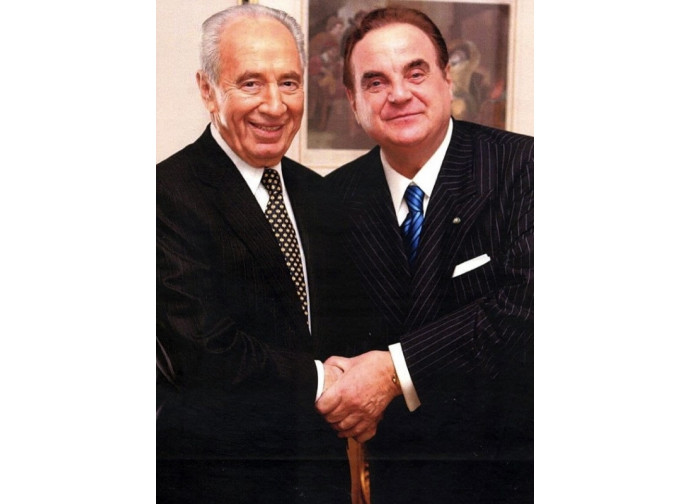 Shimon Peres (a sinistra) e Giancarlo Elia Valori Shimon Peres (a sinistra) e Giancarlo Elia Valori