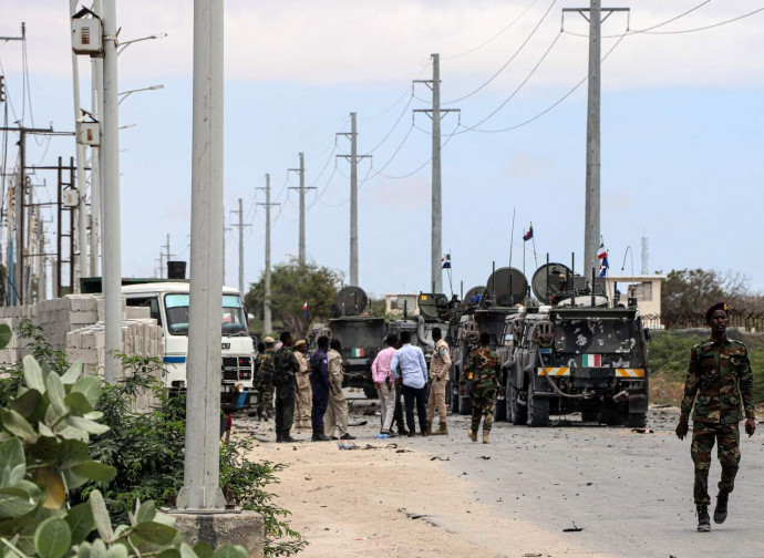 Mogadiscio, dopo l'attacco al convoglio italiano