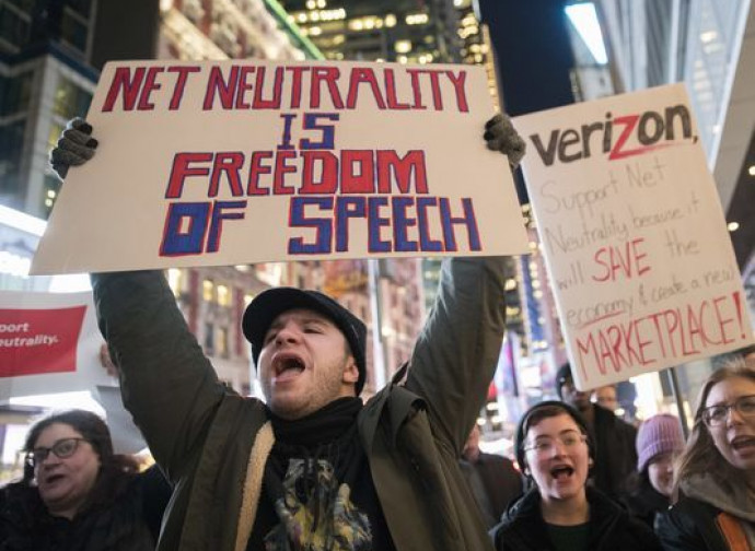 Manifestazione a favore della Net Neutrality