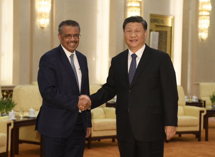 Ghebreyesus (direttore Oms) con Xi Jinping Ghebreyesus (direttore Oms) con Xi Jinping
