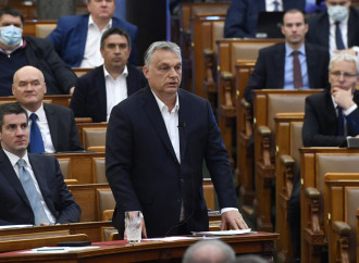 Tutti contro Orban, capro espiatorio dell'egoismo Ue