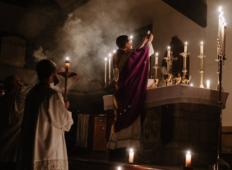 Vescovo Usa impone un permesso per celebrare ad orientem