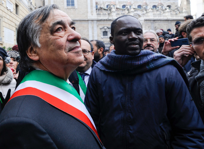 Leoluca Orlando a una manifestazione contro il Decreto Sicurezza Leoluca Orlando a una manifestazione contro il Decreto Sicurezza