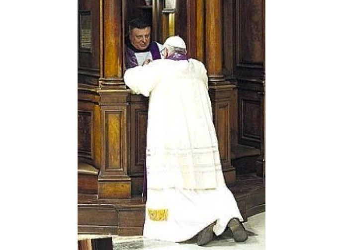 Papa Francesco si confessa in San Pietro Papa Francesco si confessa in San Pietro
