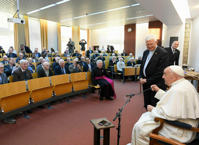 Il Papa con i gesuiti in Belgio Il Papa con i gesuiti in Belgio
