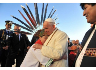 "La fede illumina, le ideologie abbagliano"

