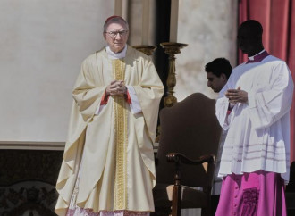 Parolin, il grande manovratore che vuol diventare Papa
