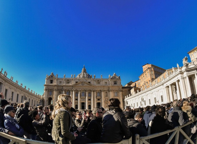 Piazza San Pietro a Roma