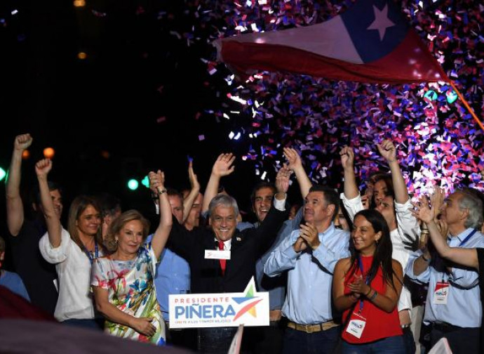 Sebastian Piñera celebra la vittoria