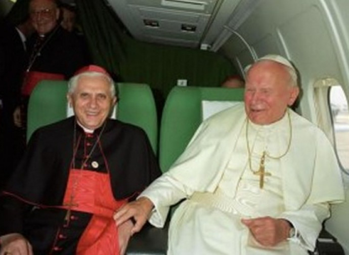 Ratzinger e Giovanni Paolo II Ratzinger e Giovanni Paolo II
