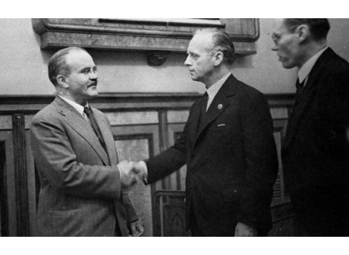 Ribbentrop-Molotov Ribbentrop-Molotov