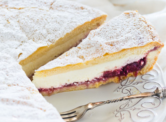 Crostata di ricotta e ciliegie