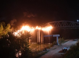 Fuoco e degrado, a Roma tollerata una città parallela