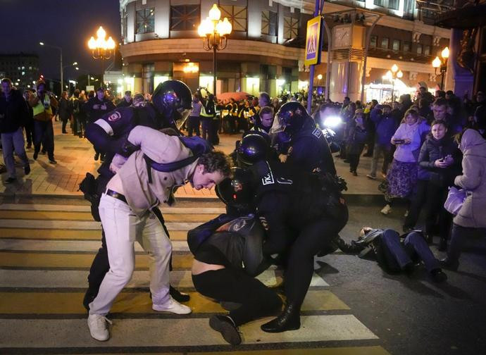 Proteste in Russia per la chiamata dei riservisti Proteste in Russia per la chiamata dei riservisti