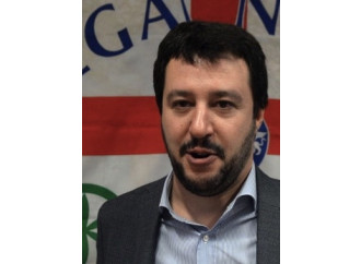 Cambiare casacca è un diritto. Capito Salvini  e Grillo?
