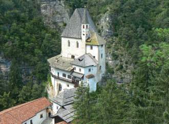 L’eremita san Romedio e l’orso