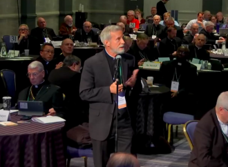 Strickland sveglia i confratelli: fermare padre Martin