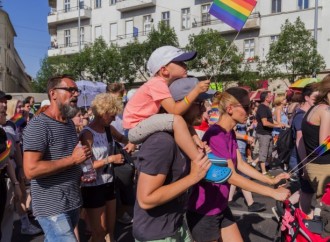 Ungheria, reclami in aumento per spot LGBT