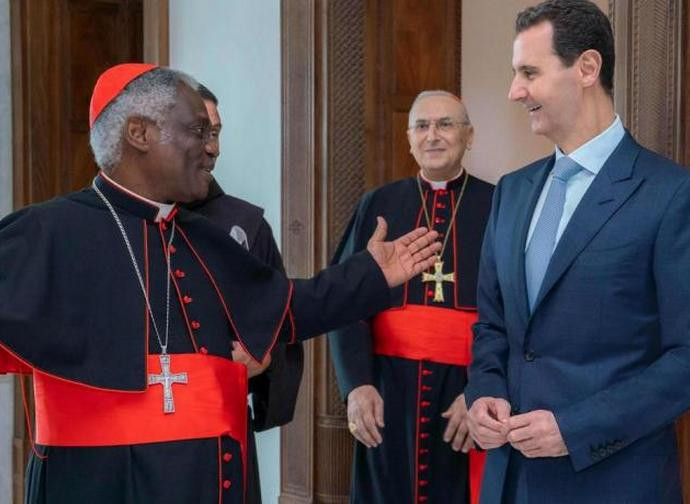 L'inviato del Papa, cardinale Turcson con il presidente Assad