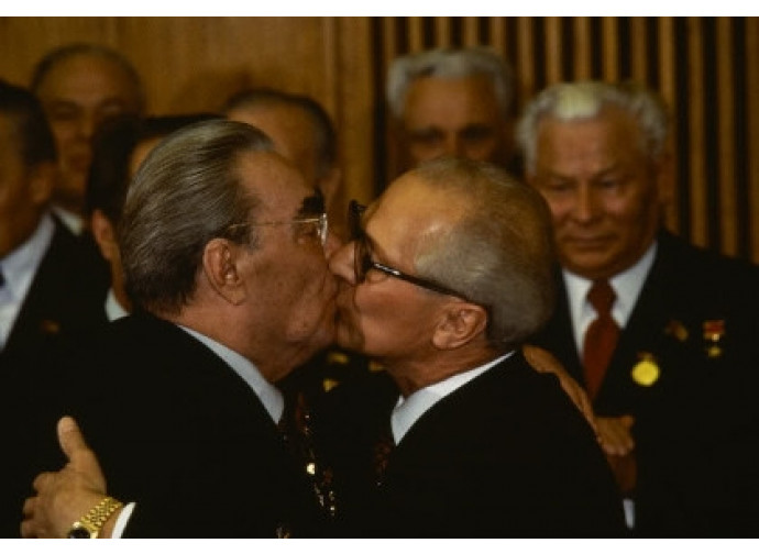 Brezhnev_Honecker